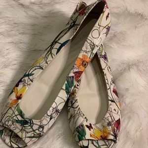 COPY - Floral peep toe flats